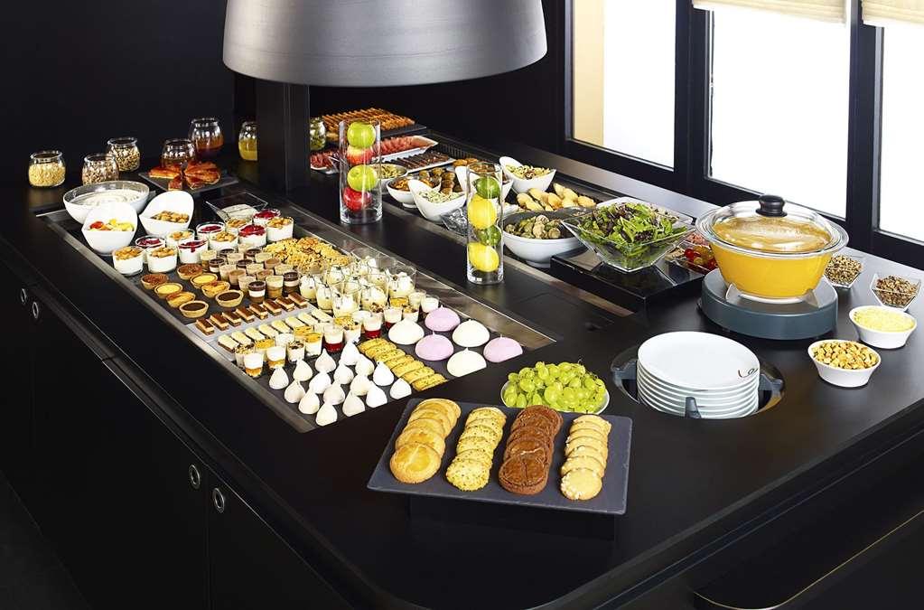 Hotel Campanile Orléans Nord - Saran Ristorante foto