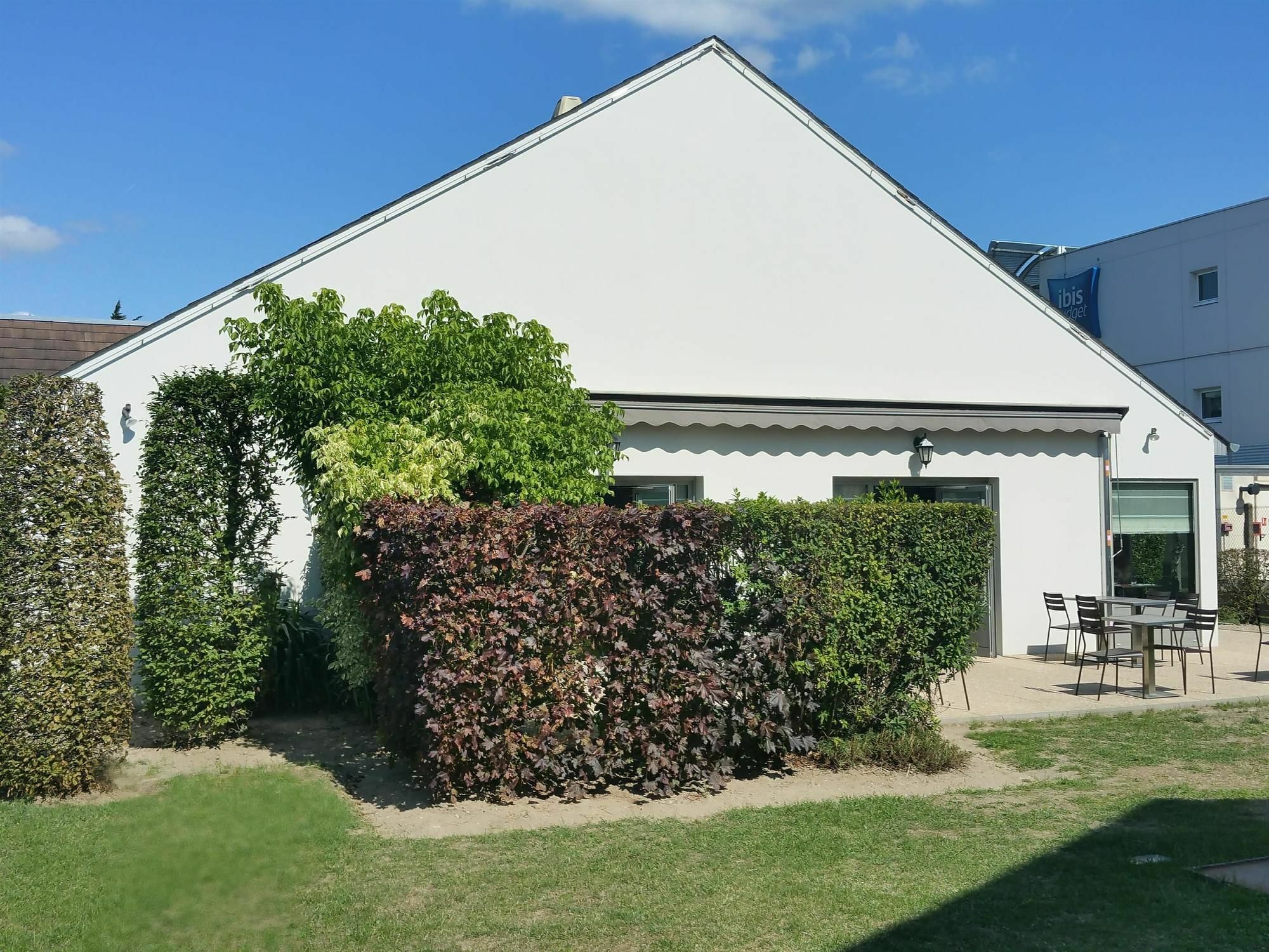 Hotel Campanile Orléans Nord - Saran Esterno foto